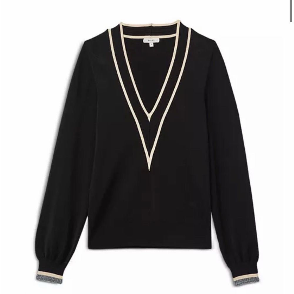 REIS V Elegant Black Knitted Sweater with Cream and Grey Accents